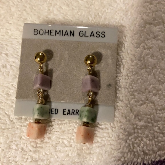 Bohemian Glass earrings - Picture 2 of 4